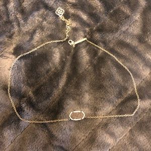 Kendra Scott necklace